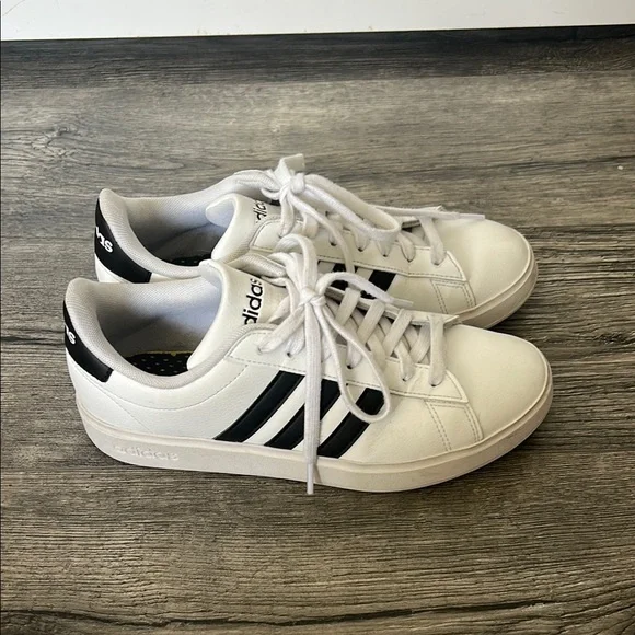 Adidas Grand Court 2.0 Sneakers - Picture 7 of 9